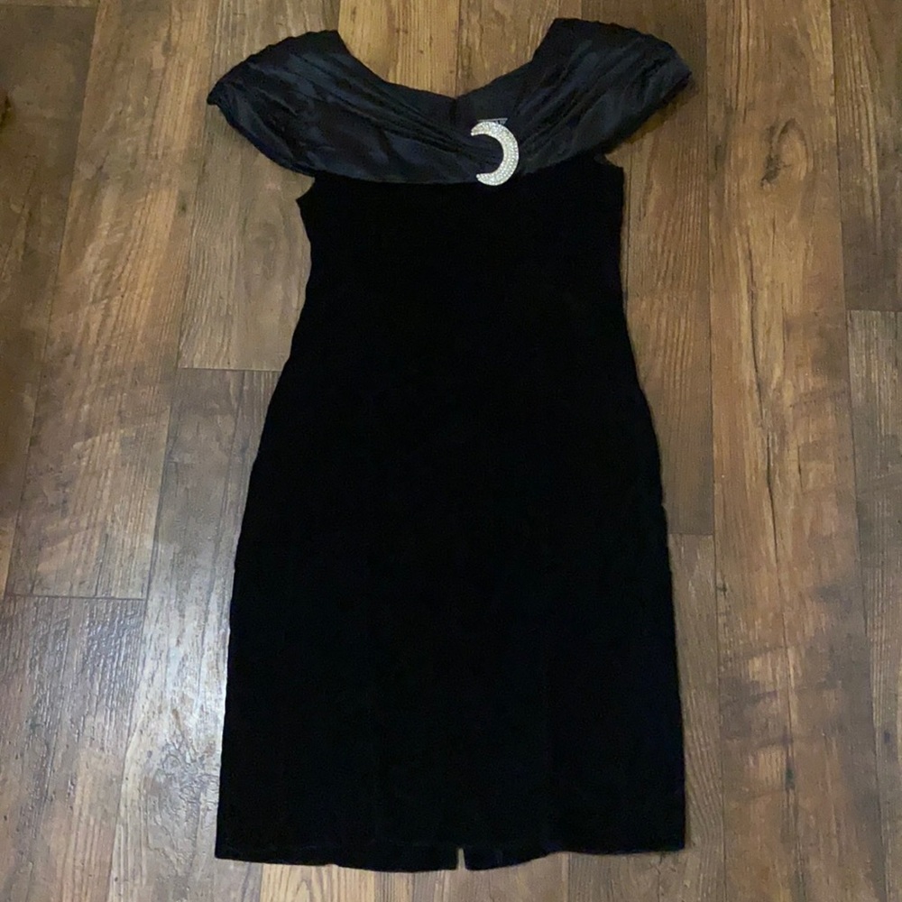 Jessica Howard Little Black Dress Velvet Vintage